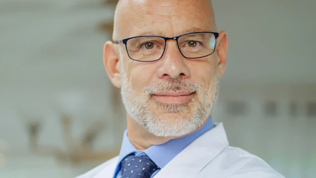 pexels-kindelmedia-8326324